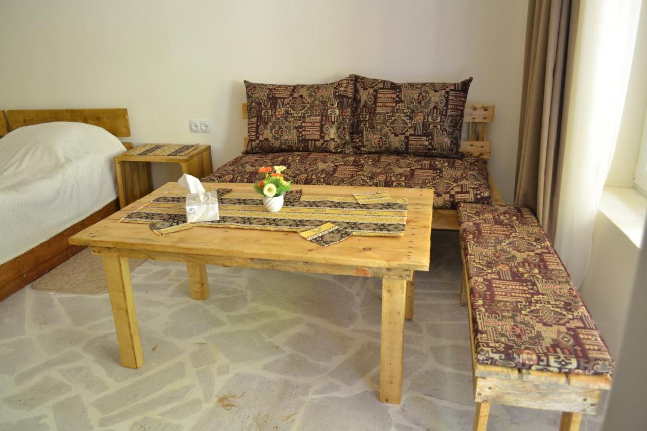 Bjnihouse, Guest House Exterior foto