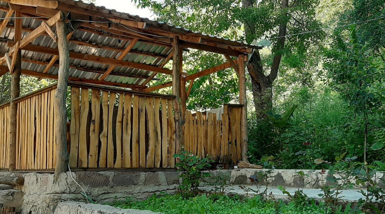 Bjnihouse, Guest House Exterior foto